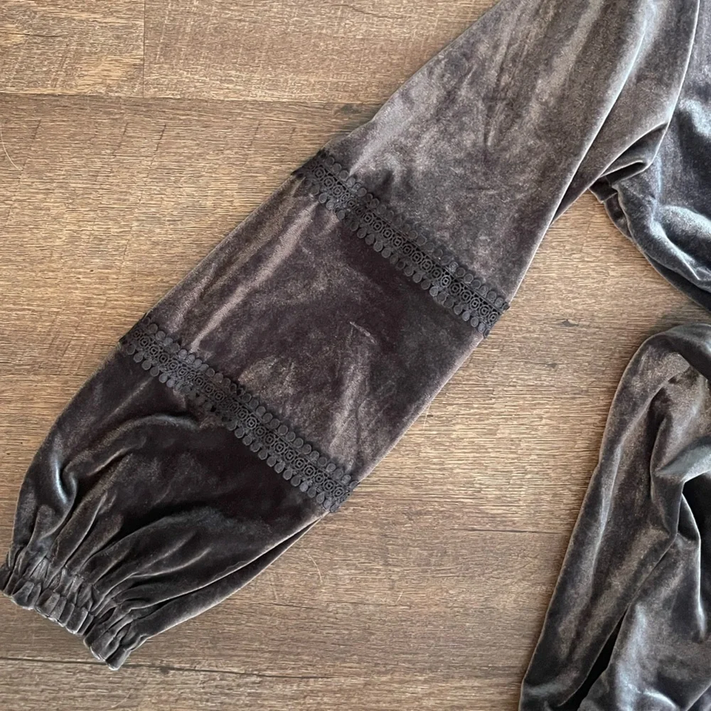 Whimsigoth Dark Velvet Kate and Sam Long Sleeve Dress Size L - Picture 3 of 4